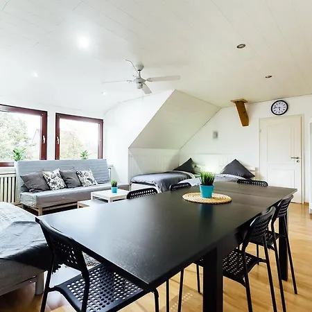 Apartment Apart2stay *